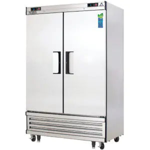Reach-In Dual Temperature Refrigerator/Freezer-Everest EBSRF2 Dual Temperature Bottom-Mount Upright Reach-In, 2 Solid Swing Doors, 49 5/8" x 33 1/8" x 77", 115V