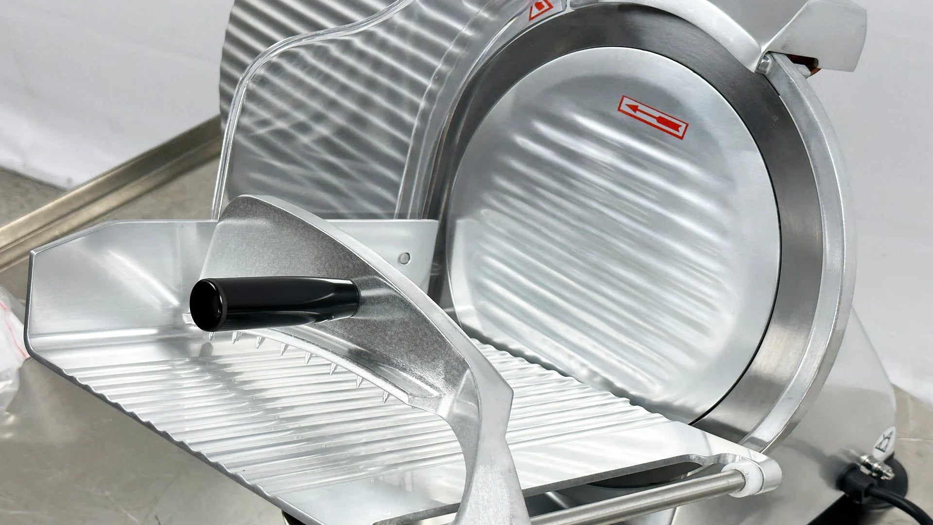 BakeMax BMMSM12 Commercial Countertop Gravity Feed 12 Inch Meat Slicer