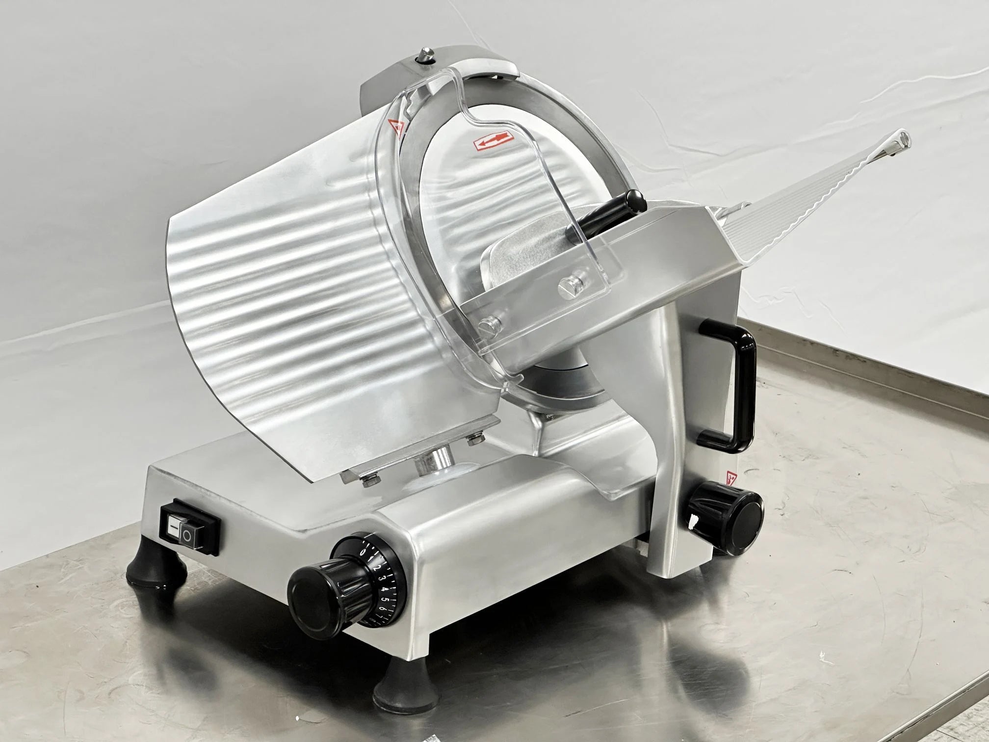BakeMax BMMSM12 Commercial Countertop Gravity Feed 12 Inch Meat Slicer