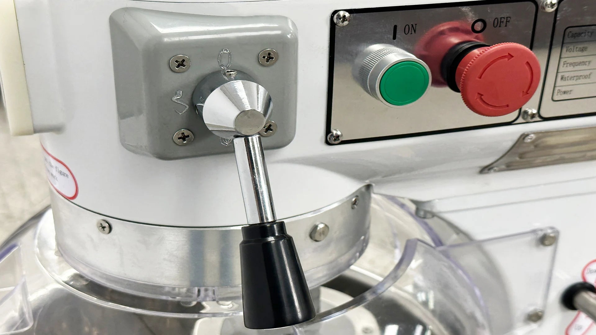 BakeMax BMPME20 Floor Model Economy 20-Quart 3-Speed Gear Driven Planetary Mixer