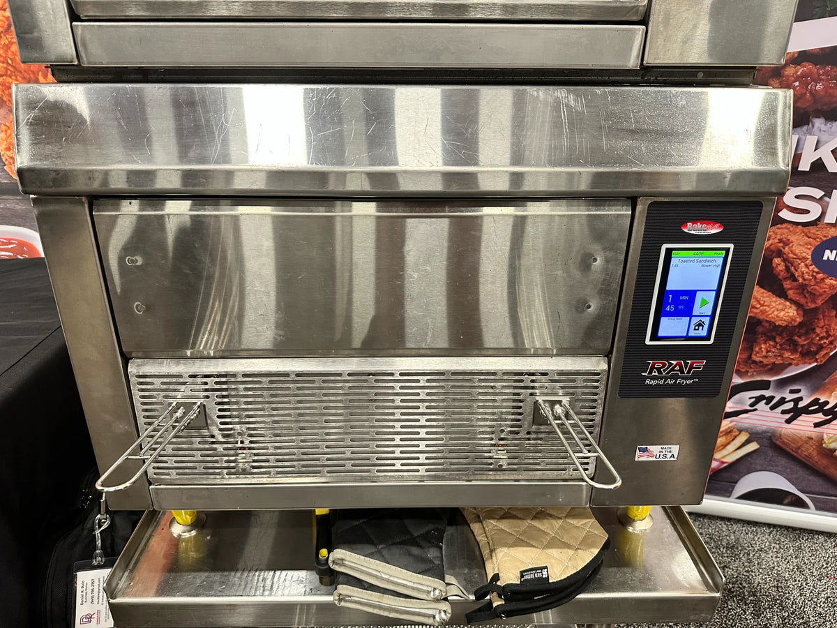 BakeMax BMSRAF Commercial Countertop Greaseless Forced Air Fryer (208/240V, 1Ph)