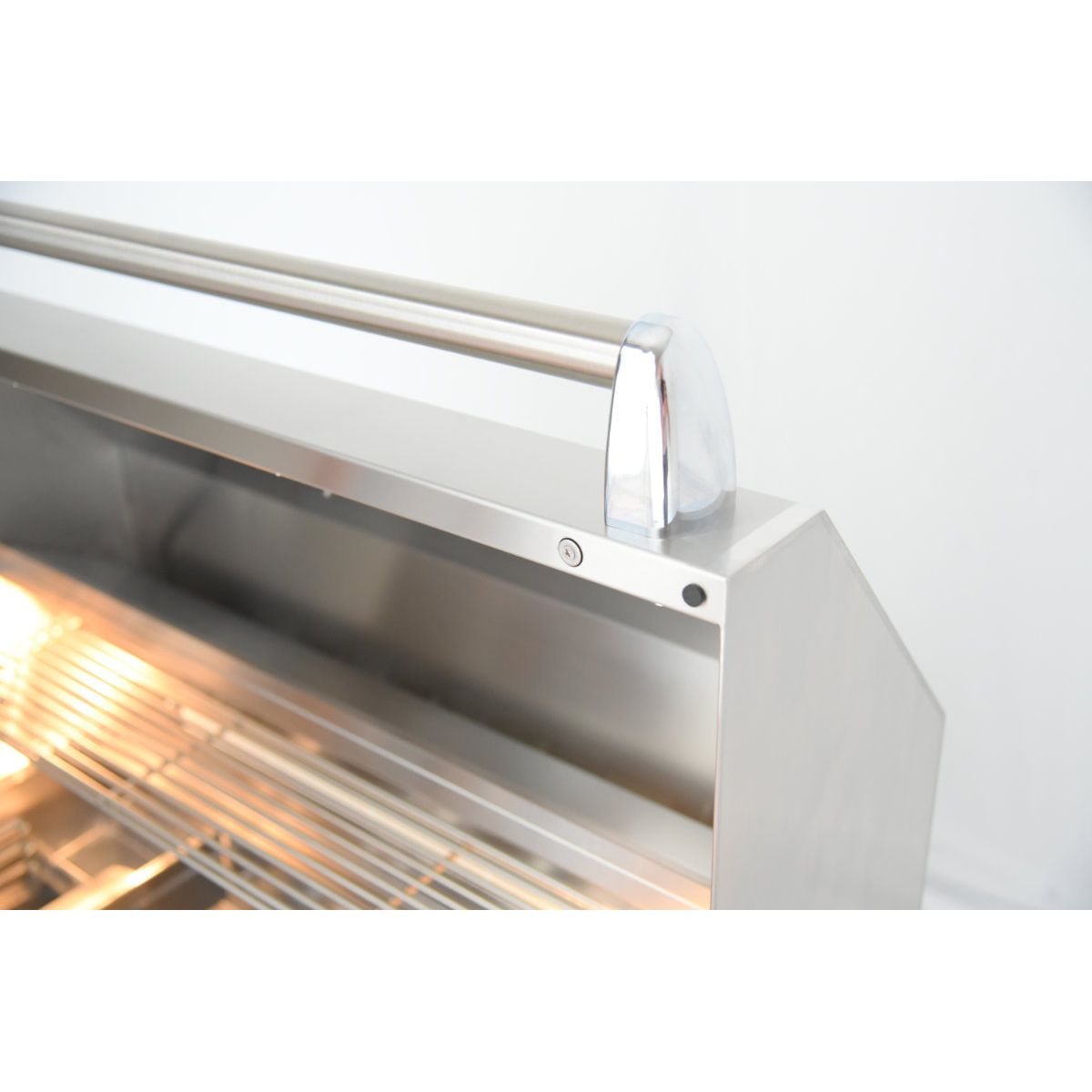 KoKoMo 32" Professional Built-In Gas Grill, 4 Burner (KO-PRO-4BG)