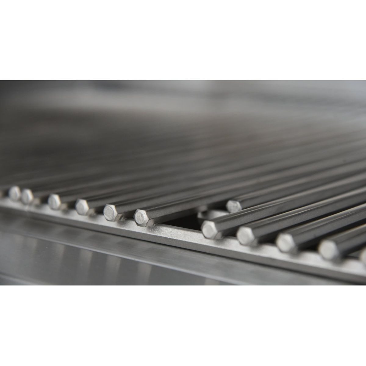 KoKoMo 32" Professional Built-In Gas Grill, 4 Burner (KO-PRO-4BG)
