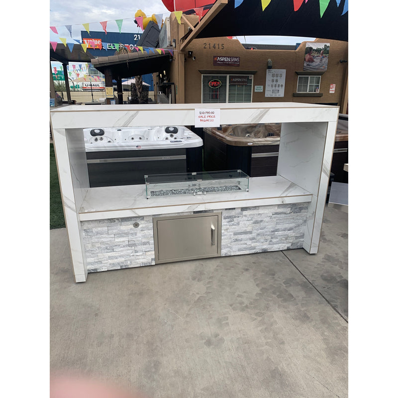 KoKoMo 7'6" Modern Fireplace with Natural Gas or Liquid Propane