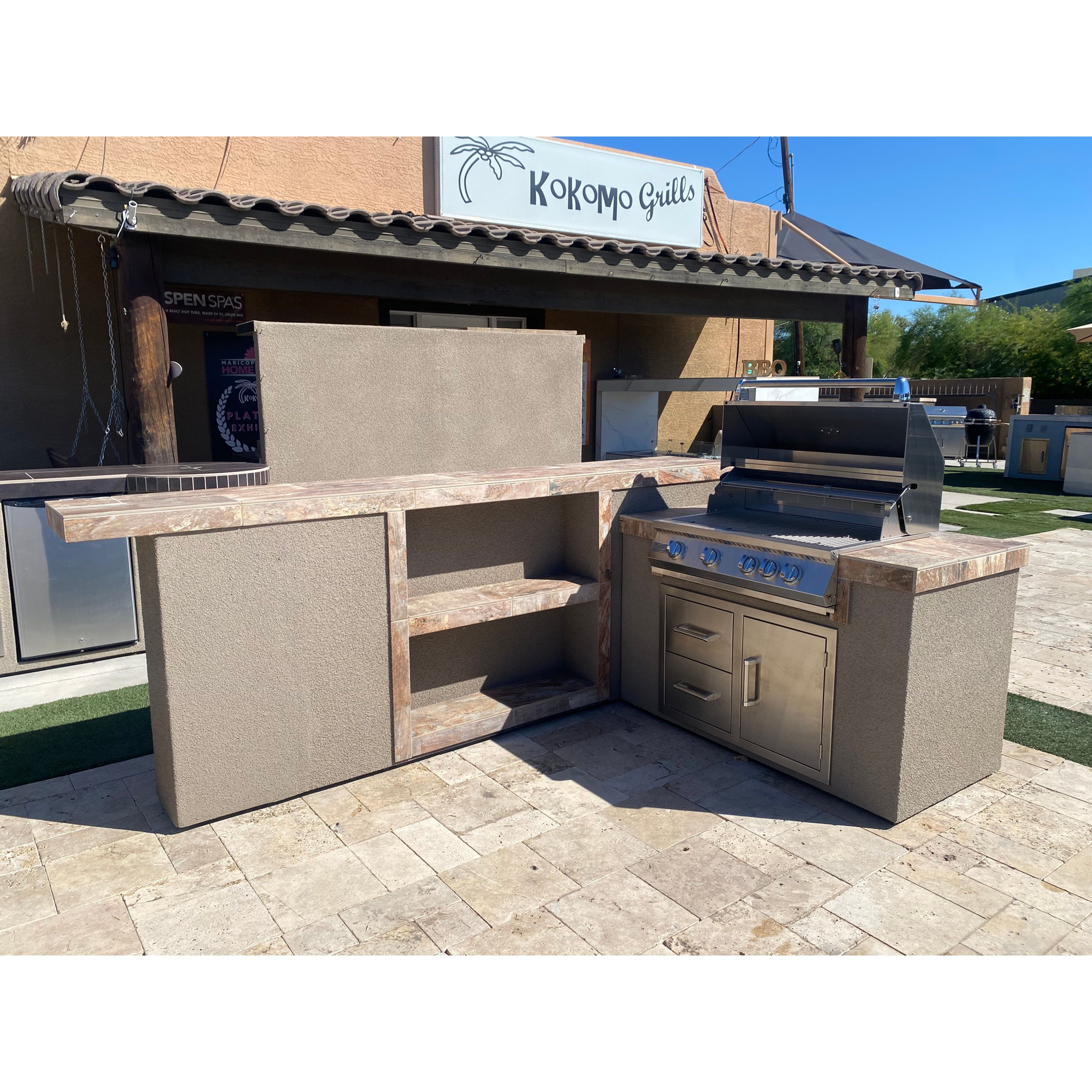 KoKoMo Custom Aspen BBQ Island with Bar and 4BG Classic Grill