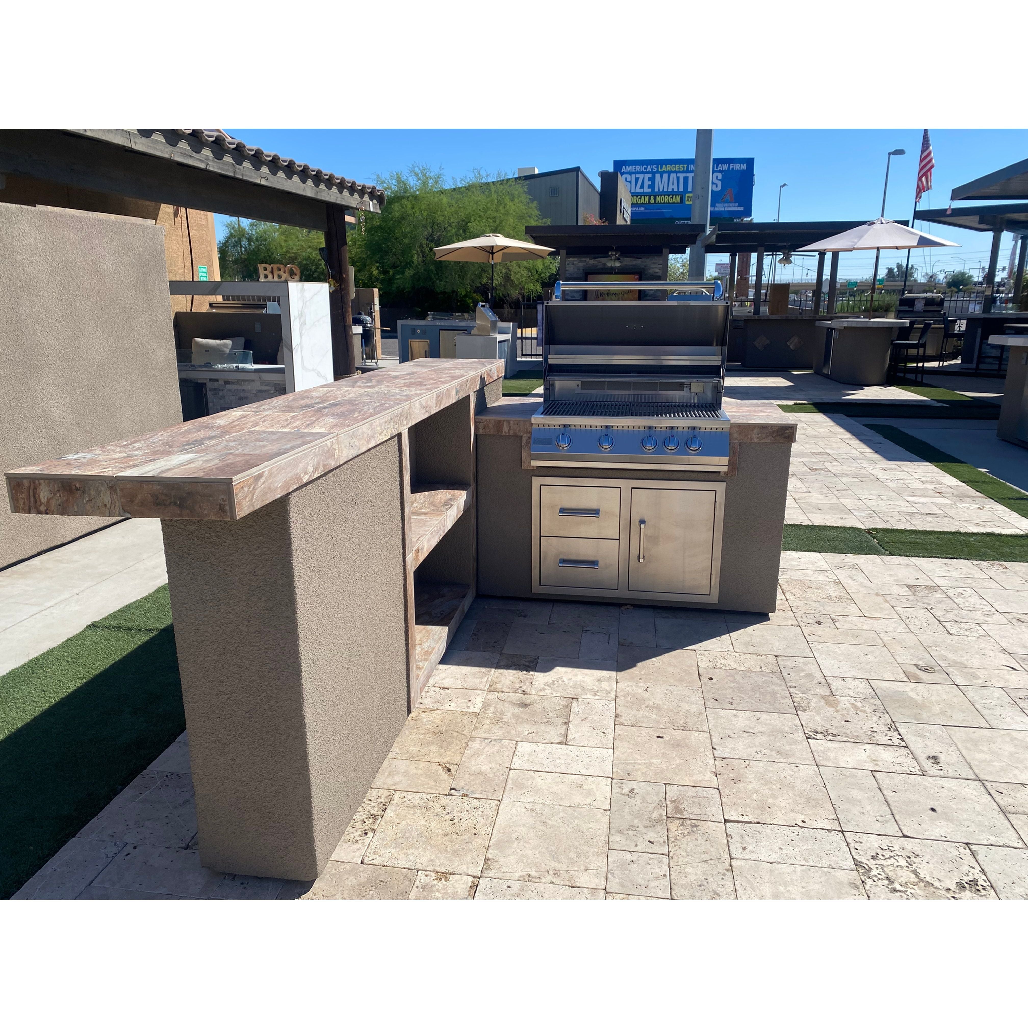 KoKoMo Custom Aspen BBQ Island with Bar and 4BG Classic Grill