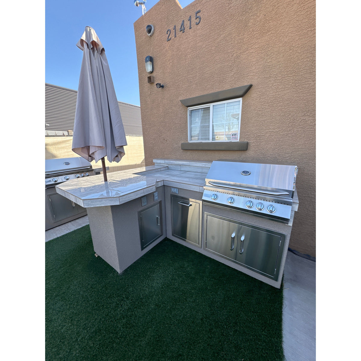 KoKoMo L Shape Custom BBQ Island 7'6" x 5' Outdoor Kitchen