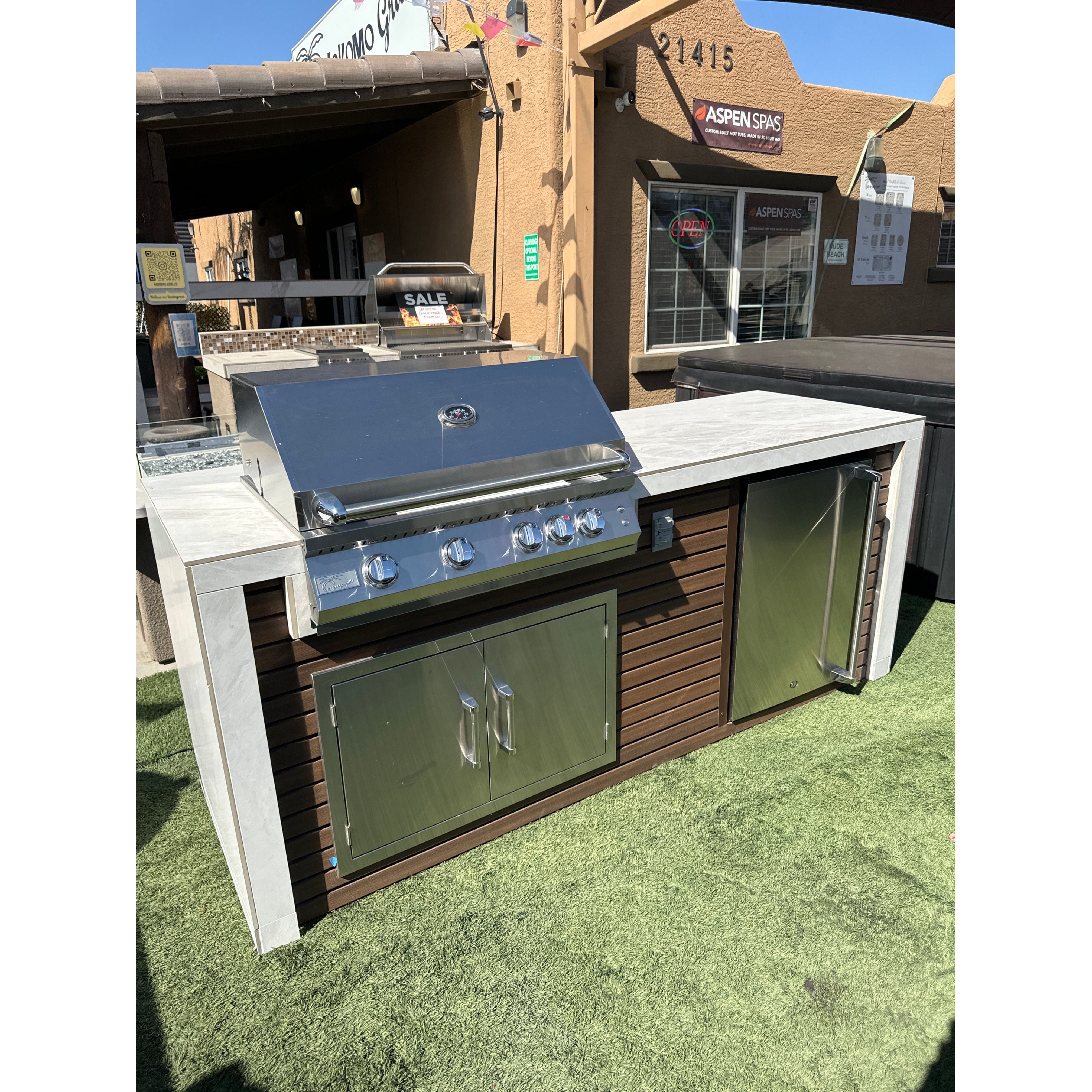 KoKoMo Laguna BBQ Island with 4BG Grill and Outdoor Fridge