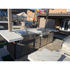 KoKoMo Sports Bar Outdoor Kitchen