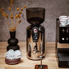 la Pavoni Casa Bar Black Manual Espresso Machine - 220-240V (LPMCBN01US)