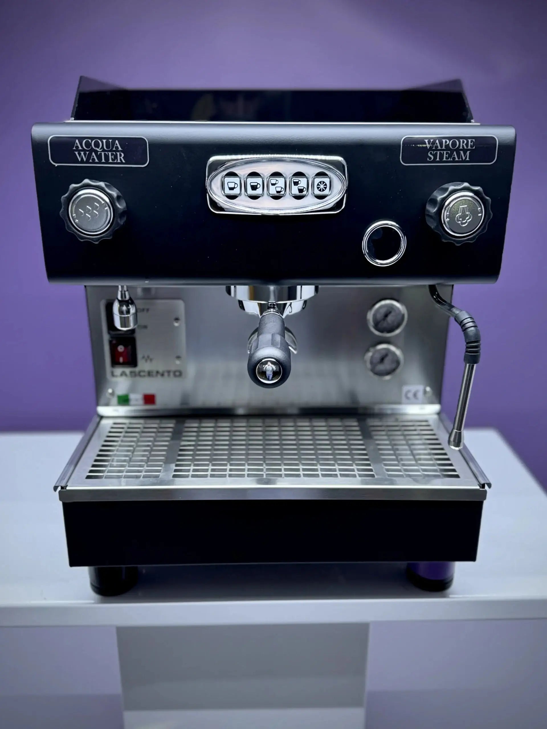 La Nuova Era LaMille Tempo & La Mille 100 Tempo Espresso Machine (1–3 Group)