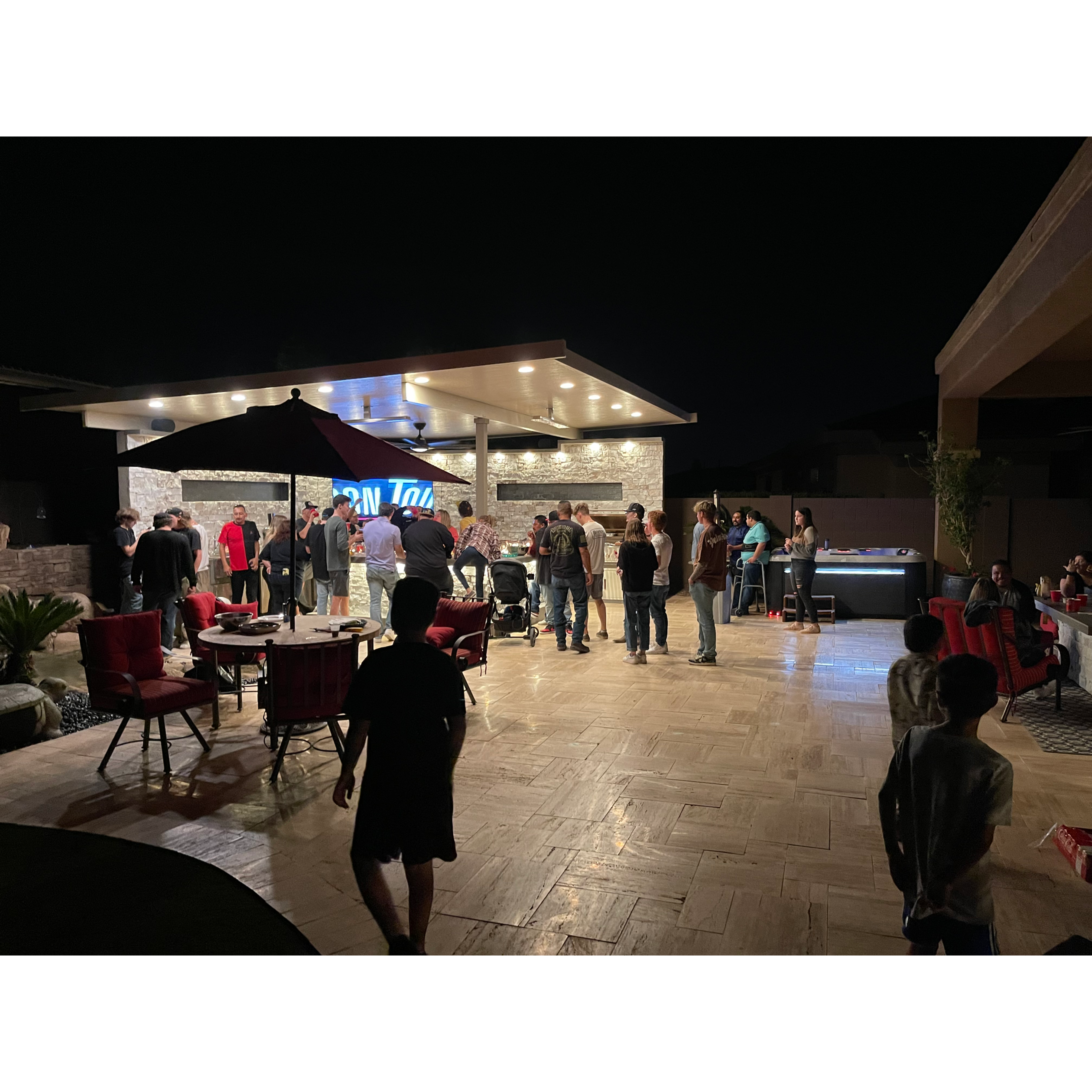 Outdoor Kitchen Islands-KoKoMo Luxury Outdoor Kitchen BBQ Grill Island Lux-Outdoor-Kitchen-Grill